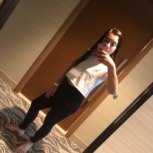 Meet your Posher, Roselynn